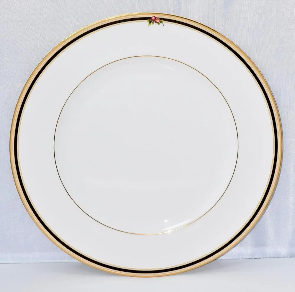Wedgwood Dinner ware Bone China Clio Black & Gold Rim 10